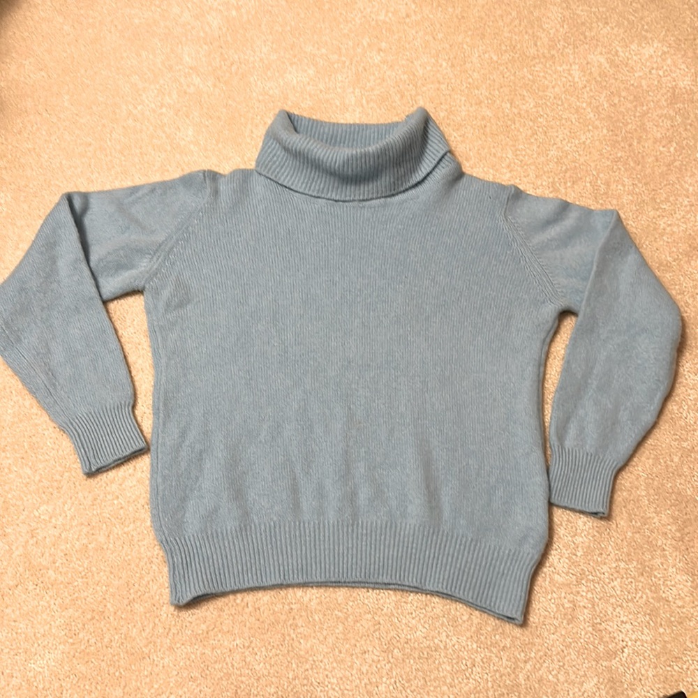 Edinburgh lambswool with angora and nylon sweater European 36 US small 👀photos